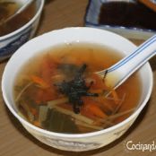 Sopa de verduras con wakame y nori - Paso 3