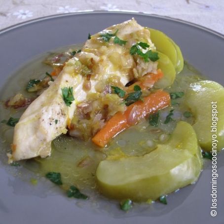 Supremas de pollo con manzana, zanahoria y jugo de naranja