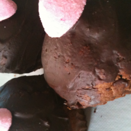Muffin de chocolate con corazón fondant