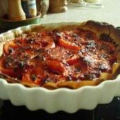 Tarta de mostaza y tomates