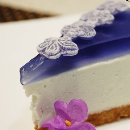 Tarta de Queso con Violetas
