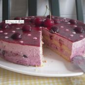 Tarta mousse de mascarpone y cerezas