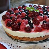 Tarta de queso y frutas del bosque