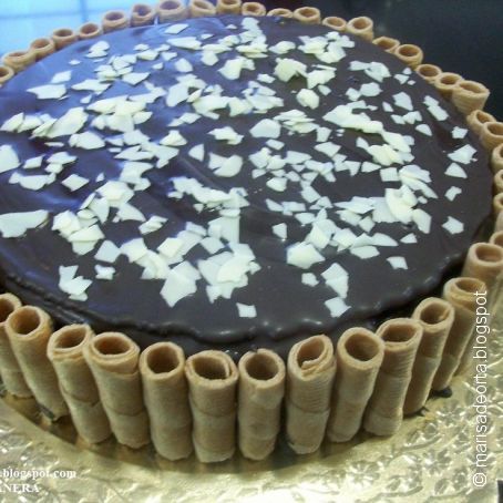 Tarta de Huesitos
