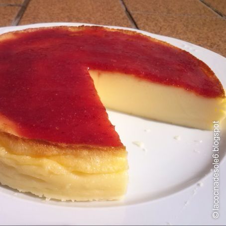 Tarta de queso mascarpone con mermelada de fresa y limón (/5)
