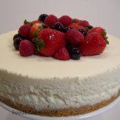 Tarta de chocolate blanco, queso y frutos rojos en Thermomix