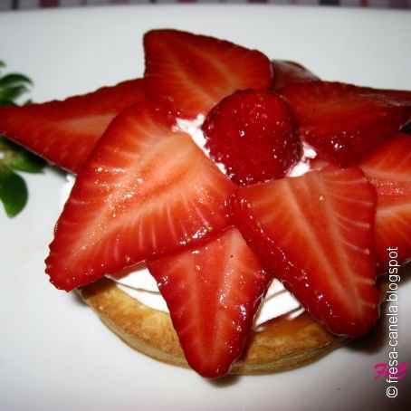 Tartitas de Nata y Fresas
