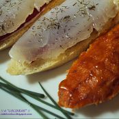 Tostas frías: bacalao ahumado/piquillos y sobrasada/miel