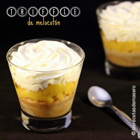 Triffle de melocotón