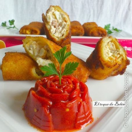 TUBOS DE PASTA REBOZADOS Y FLAN DE PIMIENTOS