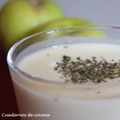 Vichyssoise de manzana con hierbabuena