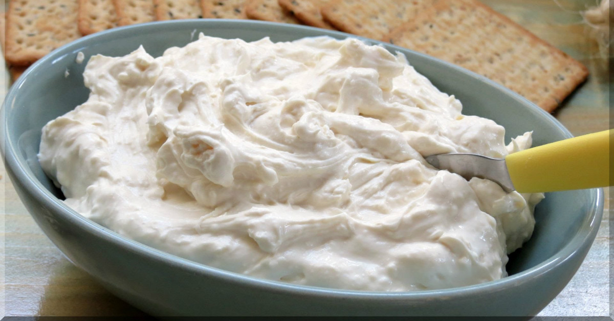 Prepara queso crema en casa con sólo 2 ingredientes